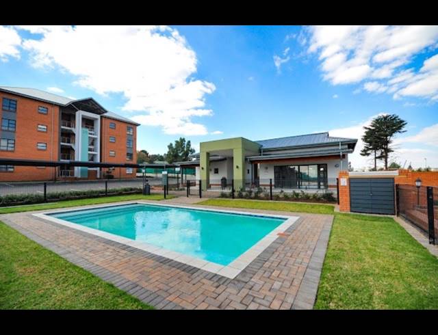 3 BEDROOM APARTMENT FOR SALE IN MODDERFONTEIN